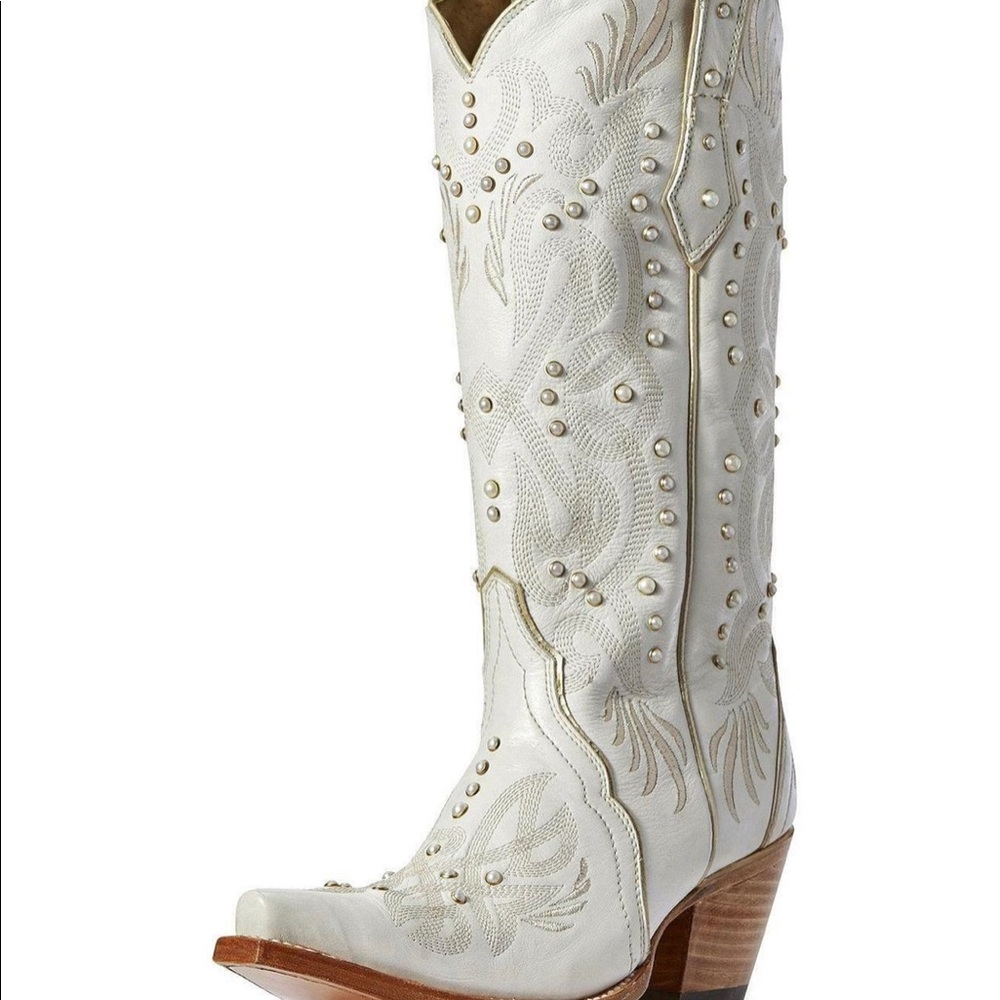 🌻👢🦄NWT Ariat Pearl boots 🌻👢🦄